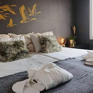 Carmen -- Boutique By The Sea Spanien
